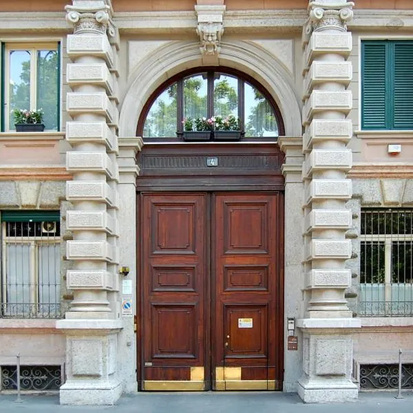 Castello Guest House Milano, hotel in Milan