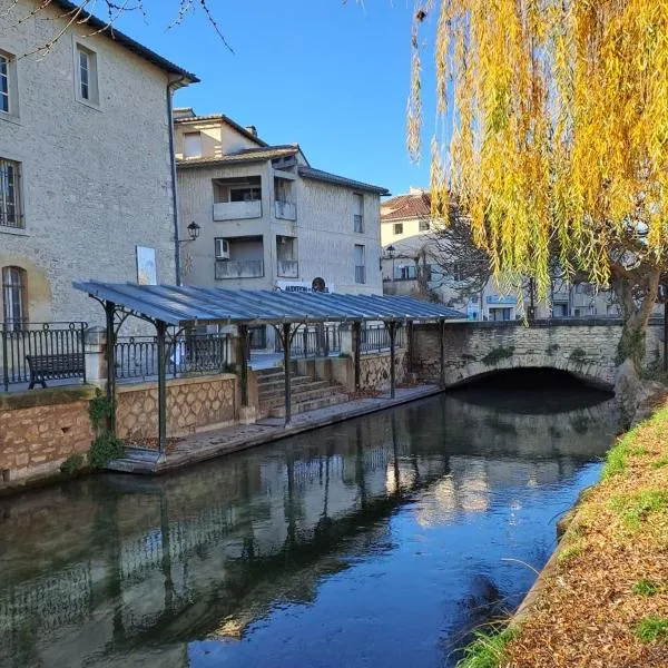 Le Nid de Marius, hotell i LʼIsle-sur-la-Sorgue