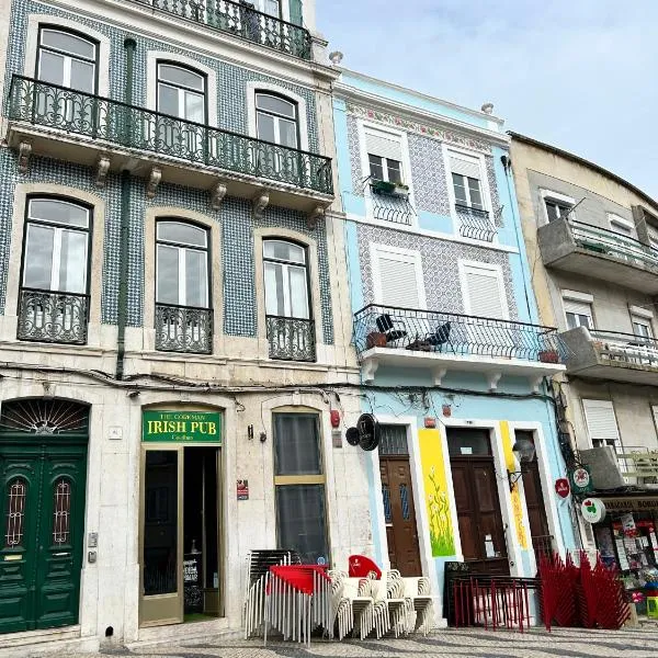 알마다에 위치한 호텔 Farol Bed and Breakfast