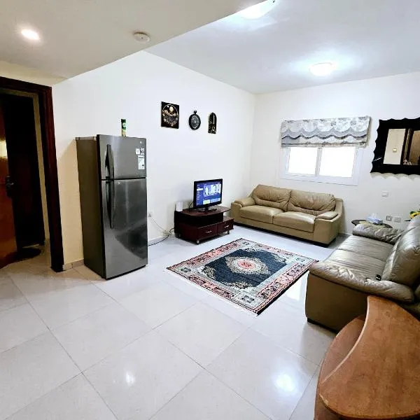 Spacious 2 Bed Room Apartment with 2 bathrooms, hotel in Sharjah