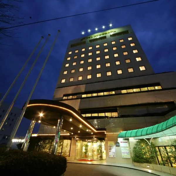 Grand Plaza Nakatsu Hotel: Nakatsu şehrinde bir otel