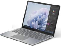 螢幕快照顯示商務用 Surface Laptop，螢幕朝向外，Copilot in Windows 螢幕。