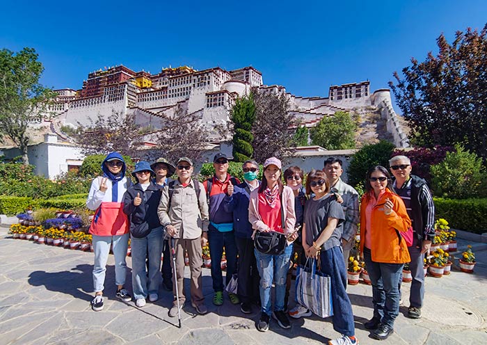 新加坡去西藏旅游费用：新加坡去西藏旅游需要多少钱？