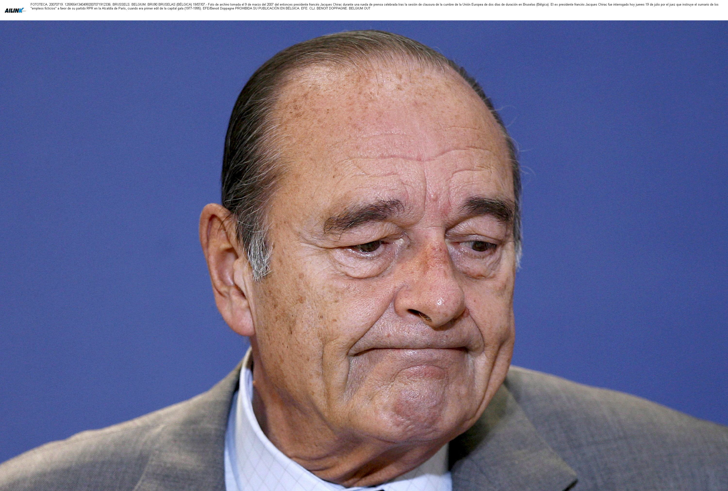 El ex presidente franc�s Jacques Chirac durante una rueda de prensa.
