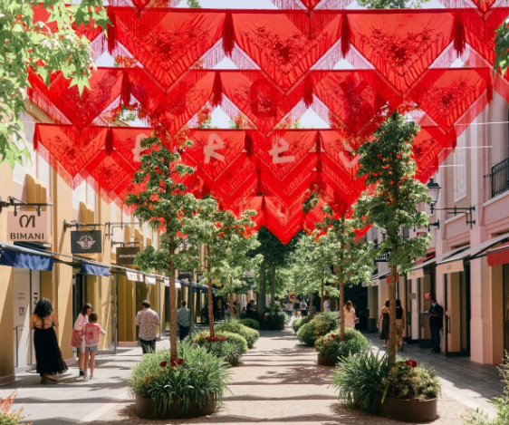 Rozas Villages decorado por San Isidro