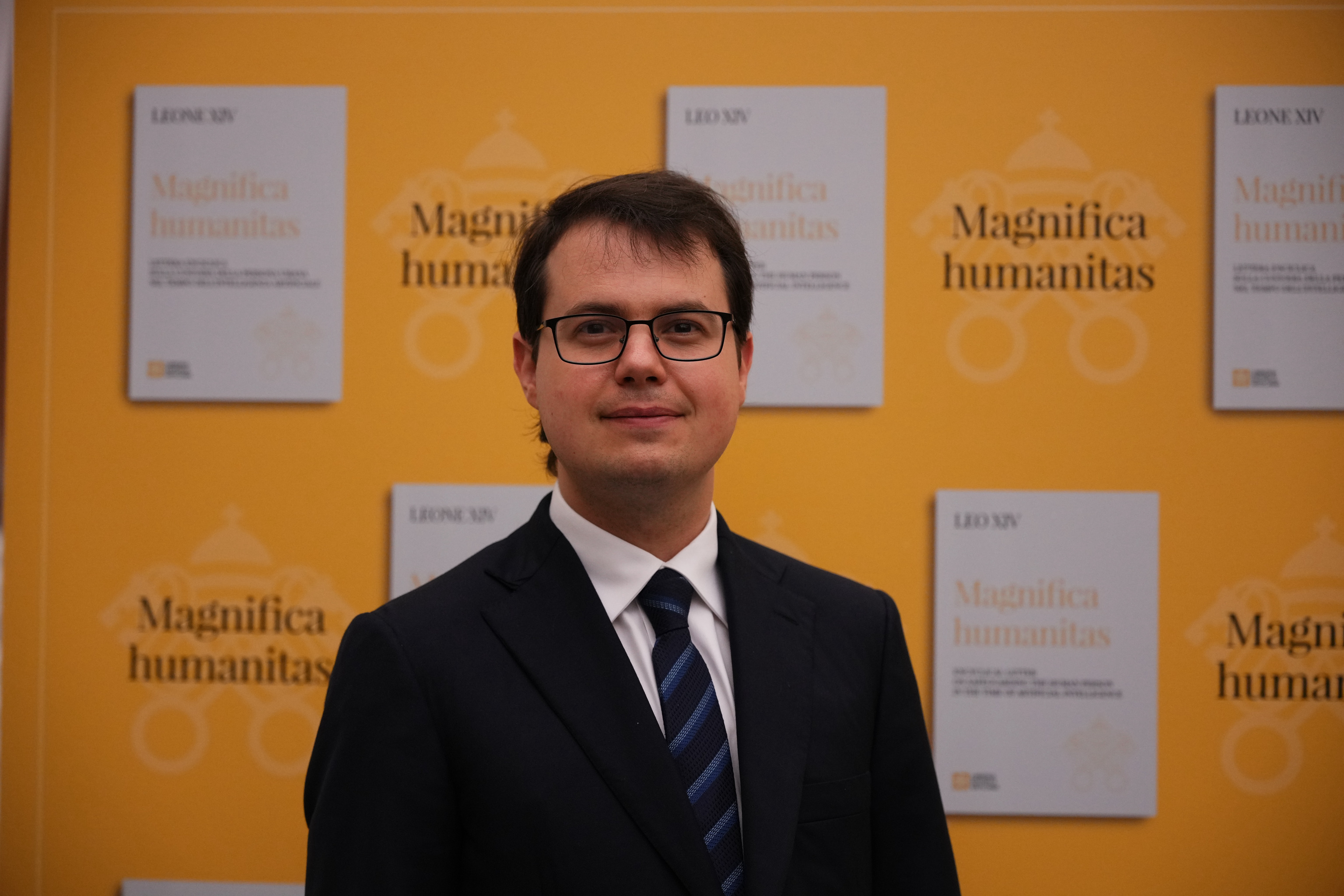 Christopher Olah, el fundador de Anthropic que intervino en la primera enc�clica del Papa