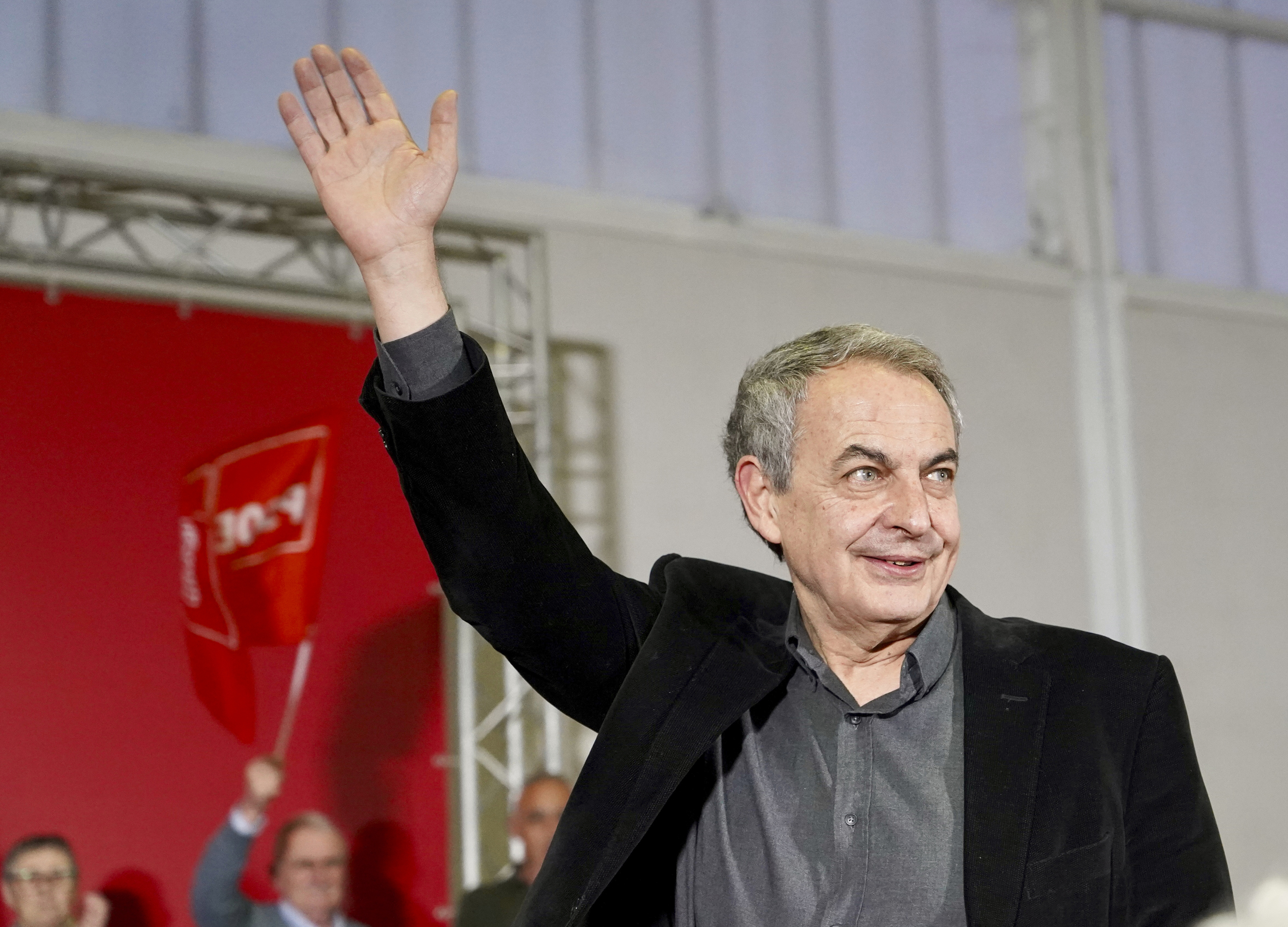 El ex presidenJos� Luis Rodr�guez Zapatero durante un acto p�blico en Le�n