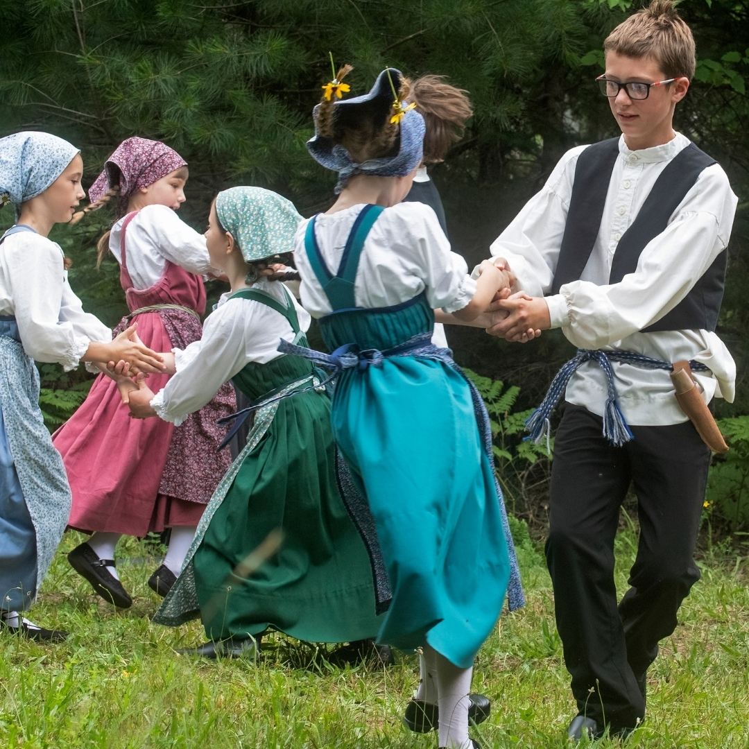 INFUSIONS 8 - KIVAJAT DANCERS