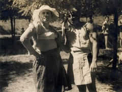 Jobbra Alfonzó (Markos József)., 1935, Kármentő Éva, tréfálkozás, cross-dressing, Fortepan #131104
