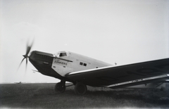 Magyarország, Mátyásföldi repülőtér, Budapest XVI., Junkers Ju 52 típusú repülőgép prototípusának bemutatója. Leltári jelzet: 2838, 1935, Magyar Műszaki és Közlekedési Múzeum / Archívum / Negatívtár / özv Szintai Józsefné gyűjteménye, repülőgép, Junkers-márka, Junkers Ju 52, Budapest, prototípus, Fortepan #132732