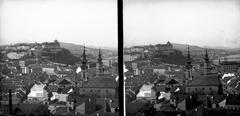 Magyarország, Tabán, Budapest I., kilátás a Gellért-hegyről a Királyi Palota (később Budavári Palota) felé. Előtérben a Szent Demeter szerb templom és az Alexandriai Szent Katalin-templom. A felvétel 1894-ben készült., 1900, SZTFH Földtani Szolgálatának gyűjteménye, Eötvös Loránd, látkép, templomtorony, Budapest, sztereófotó, Fortepan #303148