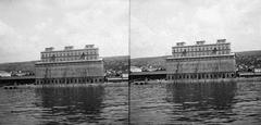 Horvátország,Adria, Fiume, kikötő, szemben a Magyar Leszámítoló és Pénzváltó Bank közraktára. A felvétel 1900 előtt készült., 1900, SZTFH Földtani Szolgálatának gyűjteménye, Eötvös Loránd, sztereófotó, folyópart, középület, Fortepan #303152