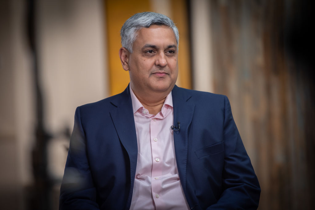 Sachin Mehra, chief financial officer of Mastercard Inc., during a Bloomberg Television interview at the company&#039;s headquarters in Purchase, New York, US, on Wednesday, June 29, 2022. Mehra explained why a possible recession shouldn&#039;t hurt the company&#039;s core consumer payments business. Photographer: Tiffany Hagler-Geard/Bloomberg via Getty Images