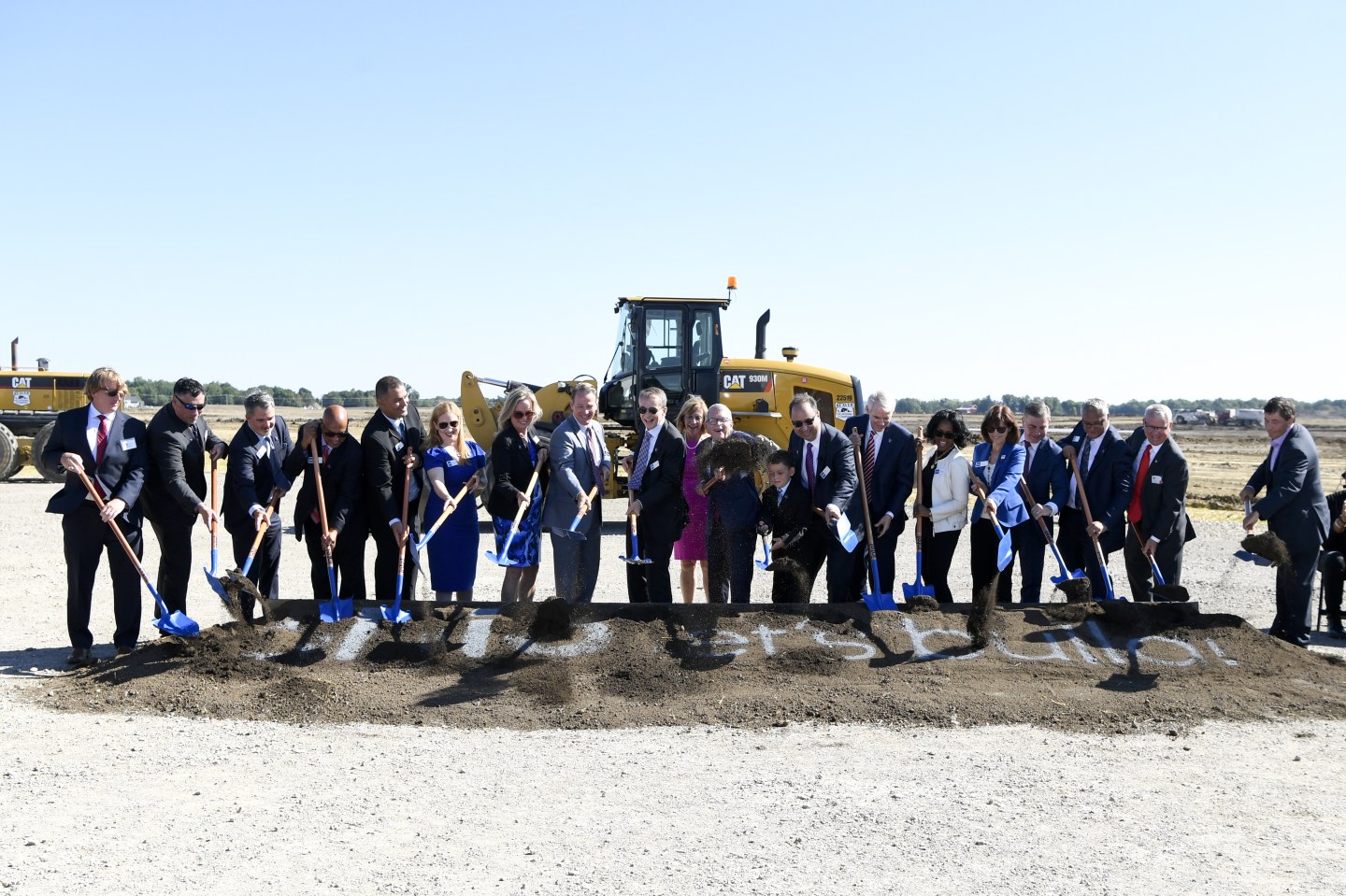 Ohio state and federal officials during a ceremony at the groundbreaking of the new Intel semiconductor manufacturing facility near New Albany, Ohio, US, on Friday, Sept. 9, 2022. Last month President Biden signed into law a broad competition bill that includes about $52 billion to boost domestic semiconductor research and development, calling it a &quot;once-in-a-generation investment in America itself.&quot; Photographer: Gaelen Morse/Bloomberg via Getty Images