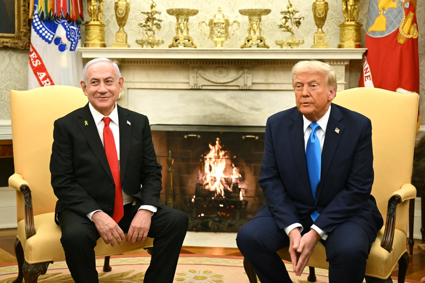 Donald Trump sitting next to Israel&#039;s Prime Minister Benjamin Netanyahu.