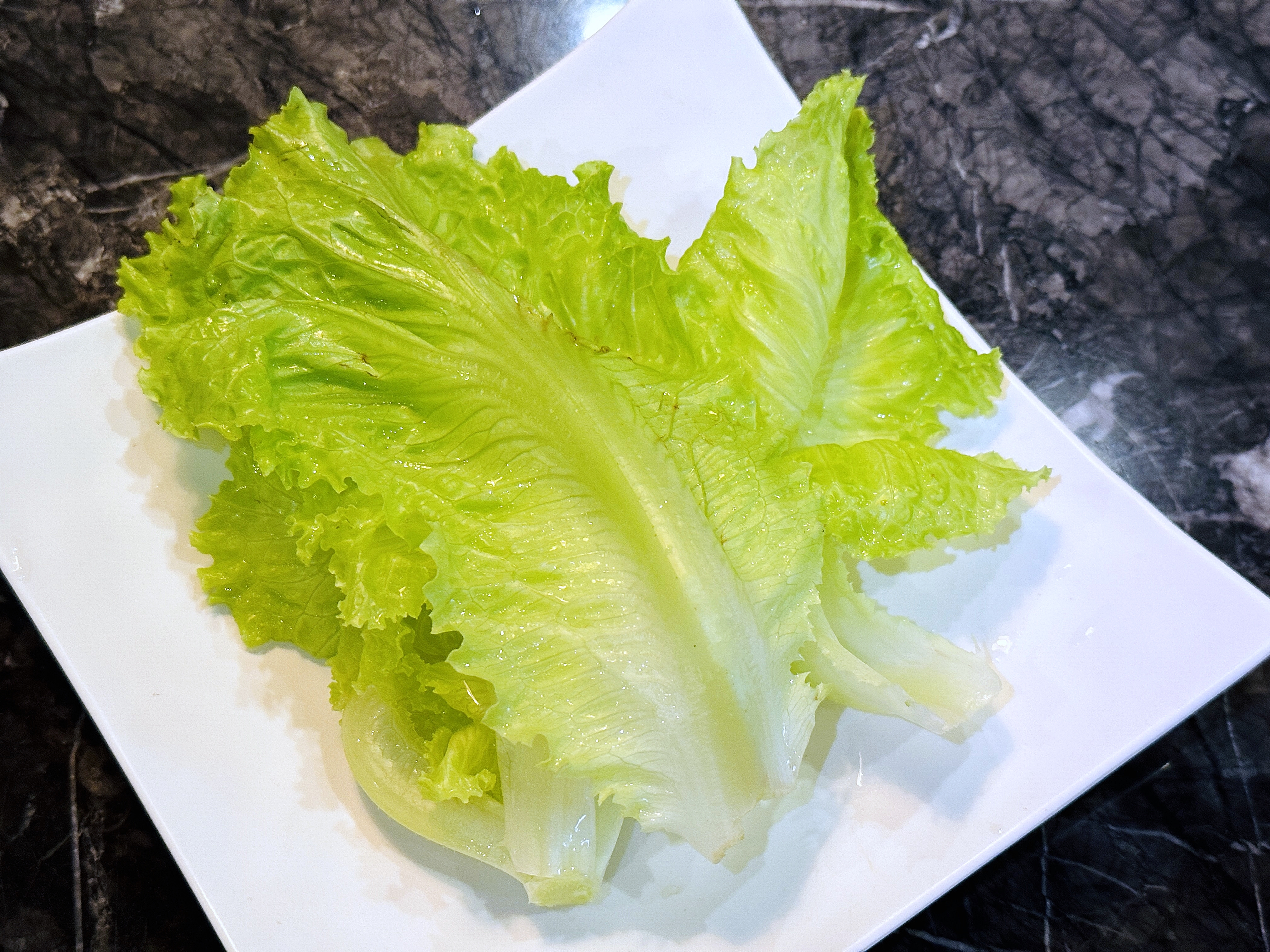 松江南京麻辣火鍋【石‧撈麻辣鴛鴦鍋】｜和牛火鍋吃到飽，生啤酒