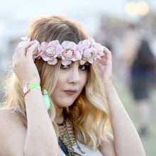 17 flower crown alternatives for a fresh statement