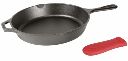 Lodge cast iron skillet