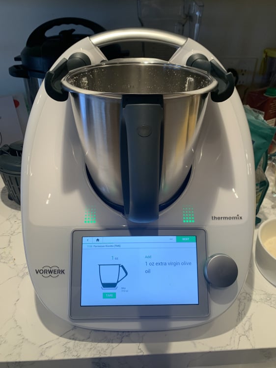 thermomix machine with measurements onscreen