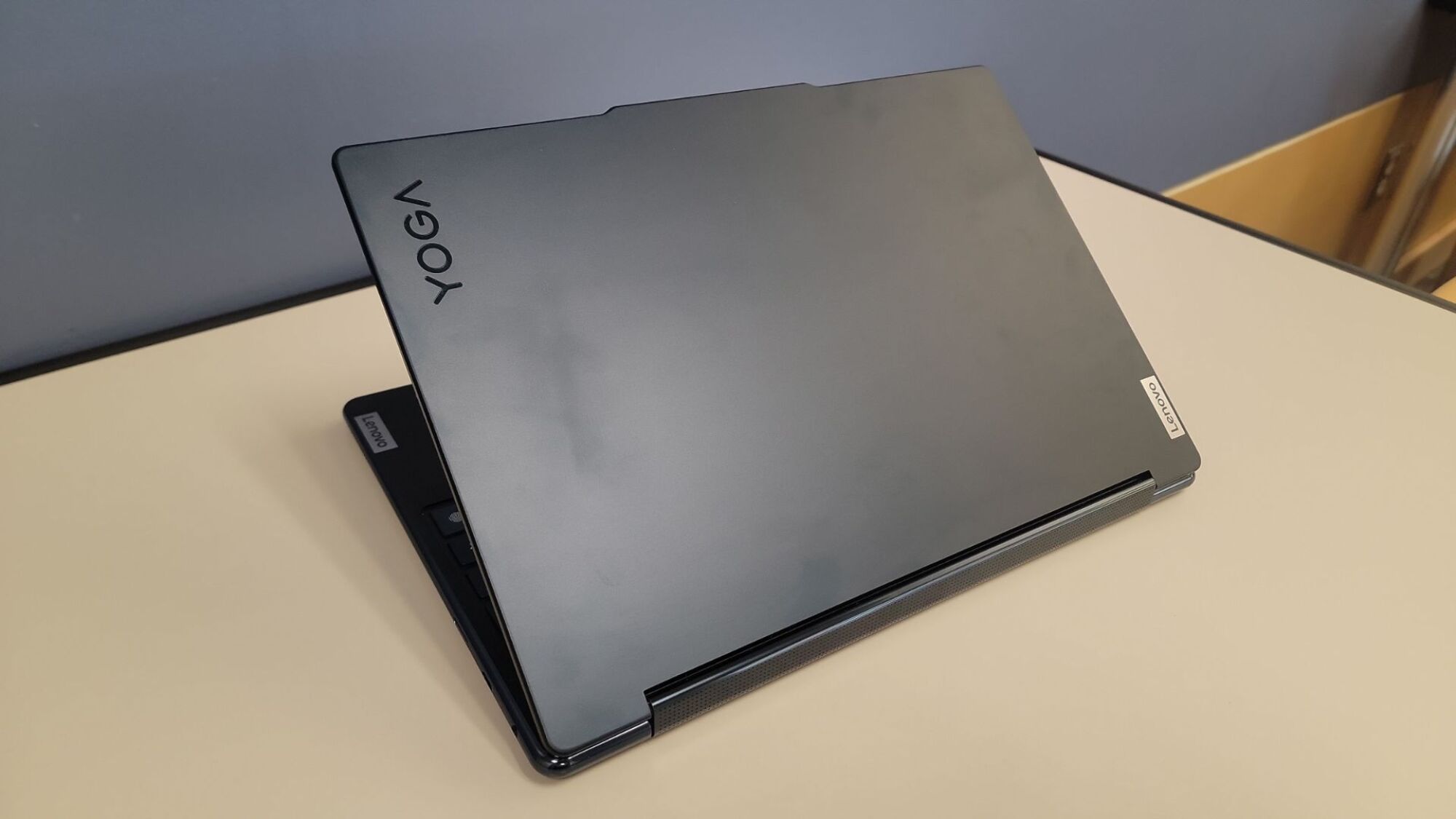 lenovo yoga 9i 2-in-1 laptop open