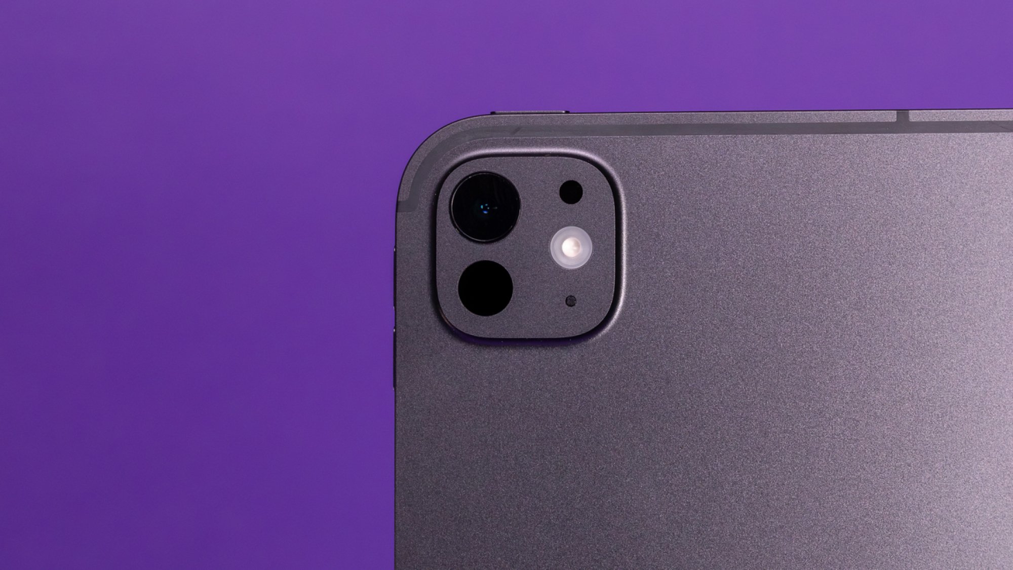 Apple iPad Pro 2024 13-inch cameras on a purple background