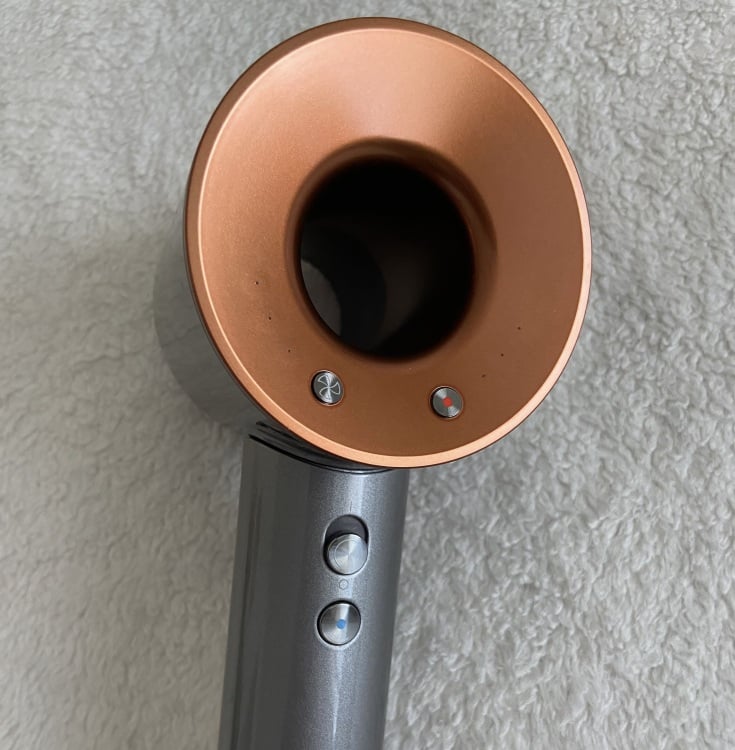 back of the dyson supersonic 