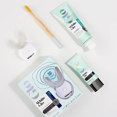 White Glo Whitening Kit & Professional White Self Care Bundle on a white background.