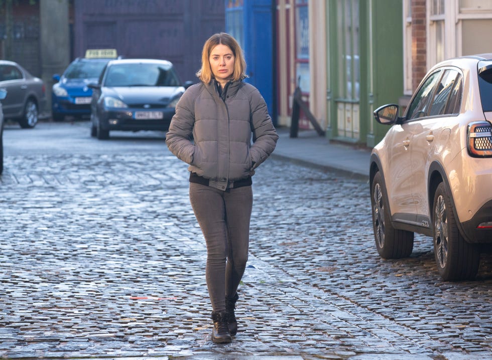 embargo 040225 0001 abi webster, coronation street