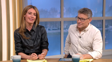 cat deeley presents this morning on itv in a black leather shirt dress