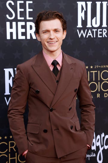 tom holland arrives for the 29th annual critics choice awards