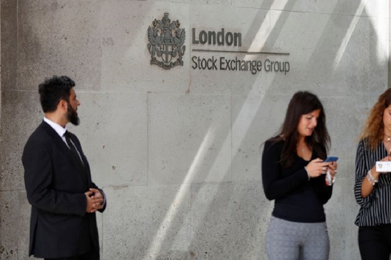 © Reuters FTSE 100 extends gains as US stocks seen firm at open after US payrolls beat
