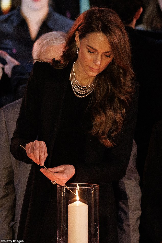 The Princess of Wales wearing Susan Caplan's £275 vintage pearl necklace as she lights a candle during a ceremony commemorating Holocaust Memorial Day