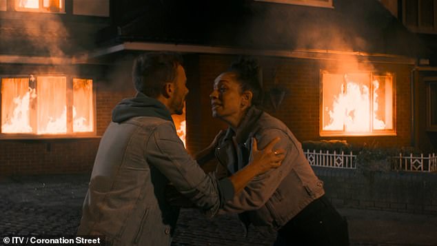 A panicked David and Shona witness the blaze at the Platts' home in scenes on Coronation Street