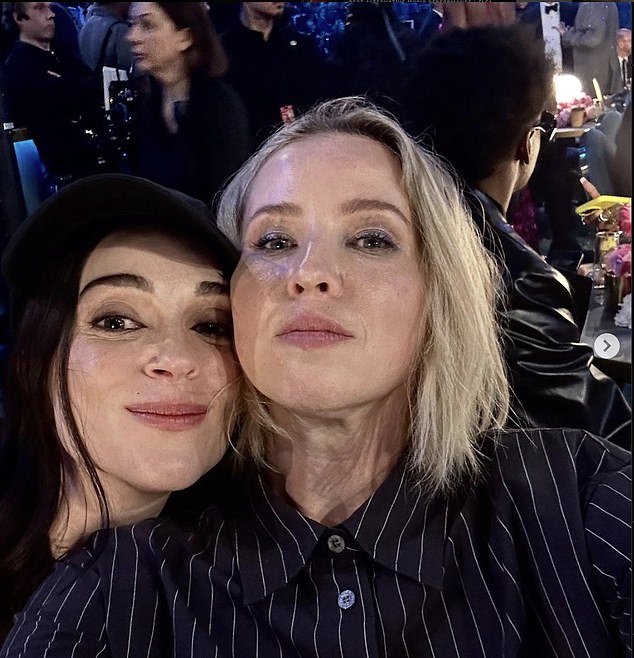 A day after the ceremony, St. Vincent uploaded a photo of herself with a blonde woman, who many believe to be her wife Leah