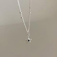 Material: Metal Style: INS Style Small Pendant Necklace Silver, Everyday Necklaces Silver, Cute Necklace Silver, Cool Silver Necklaces, Pretty Silver Necklaces, Everyday Necklace Silver, Silver Necklaces Layered, Vintage Silver Necklace, Chunky Silver Jewellery