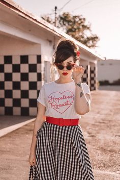 50s Outfit, Retro Photoshoot, Rockabilly Looks, Outfit Retro, Rockabilly Hair, Vintage Photoshoot