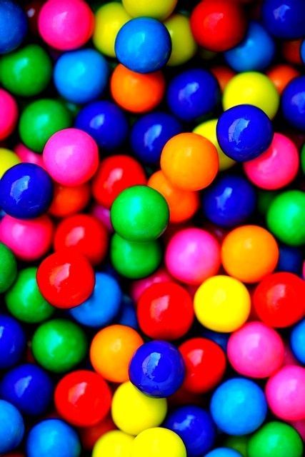 Bright colored gumballs Colour My World, Colorful Things, Somewhere Over The Rainbow, Rainbow Colours, Colorful Life, Colorful World, Colors Of The Rainbow, Color My World, Over The Rainbow