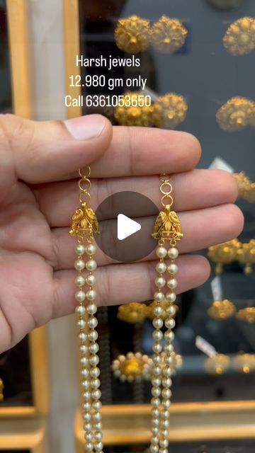 Gold Black Beads Chain Indian, Pearl With Gold Chain, Muttina Sara Gold Design, 10grams Gold Chain Designs, Gold Necklace With Grams, Harams Gold Indian Jewellery Design, Pearl Mangalsutra Designs, 15 Grams Gold Necklace Indian, Gold Pearl Jewelry Indian