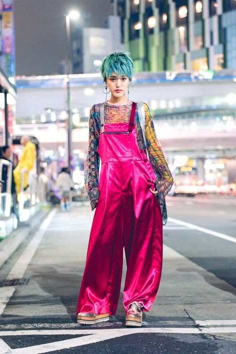 The Best Street Style From Tokyo Fashion Week Spring 2020 | Vogue Wierd Clothing, Tokyo Fashion Week Runway, Tokyo Fashion Women, Tokyo Fashion Week Street Styles, Vogue London, Tokyo Fashion Street, Street Style Tokyo, Tokyo Street Fashion, Asian Street Fashion