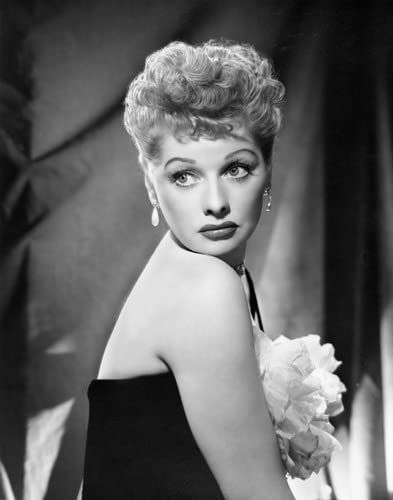 I Love Lucy Tattoo, Lucy Tattoo, Ball Family, Ball Makeup, Ball Aesthetic, Classic Hollywood Glamour, Vintage Hollywood Glamour, Old Hollywood Actresses, Lucille Ball