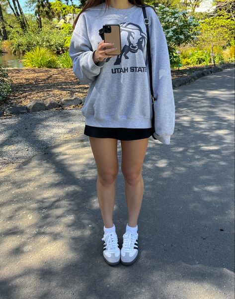 Samba outfit, adidas sambas, summer outfit inspo, casual summer outfit, sweatshirt outfit, outfit inspo, ootd, basic outfit, basic ootd Sambas Summer Outfit, White Samba Adidas Outfit, Outfit Inspo Casual Summer, Samba Fits, Adidas Samba Outfit Women, Sambas Adidas Women Outfit, Casual Outfit Aesthetic, Samba Adidas Outfit, Samba Classic