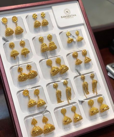 Gold Buttalu, Tiny Gold Earrings, Earrings Jhumka, Jhumka Designs, Gold Jhumka, Gold Jhumka Earrings, New Gold Jewellery Designs, Gold Earrings Models, Gold Bridal Jewellery