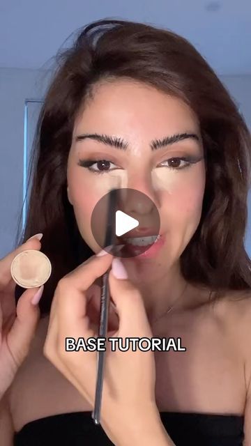 Makeup | Beauty | Skincare on Instagram: "Flawless base tutorial😍
Credit @krystalkmakeup 

Follow us @makeupxlook for more tips and tutorials💞" Make Up Step By Step Face, Makeup Base Tutorial, Natural Makeup Looks Tutorial, Flawless Base Makeup, Flawless Makeup Base, Flawless Makeup Tutorial, Doll Face Makeup, Foundation Tutorials, Base Tutorial