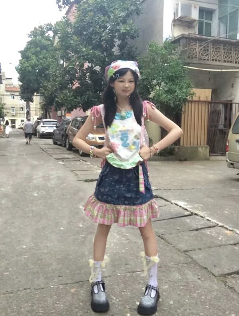 Japanese Fashion Colorful, 2002s Fashion, Colorful 2000s Outfits, J Fashion Aesthetic, Igari Clothes, Jpop Idol Outfit, 2000s Japanese Aesthetic, Juminocore Outfit, Igari Fashion