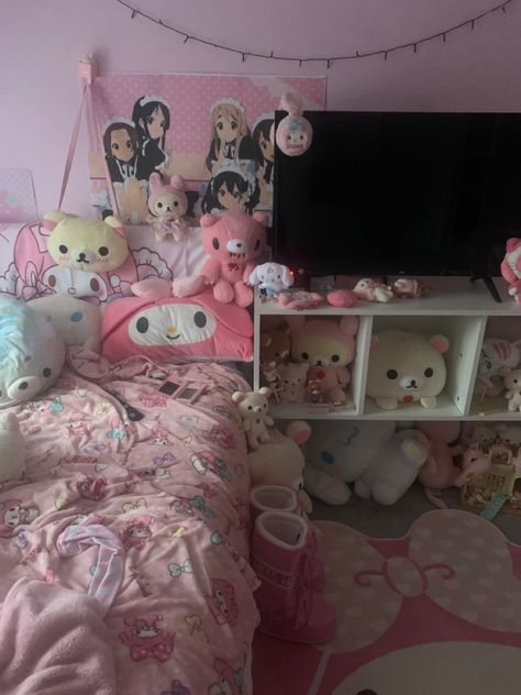 Yami Kawaii Bedroom, Level 974, Cutecore Room, Kawaii Room Ideas, Kawaii Bedroom, Hello Kitty Rooms, Otaku Room, Pink Room Decor, Kawaii Room Decor