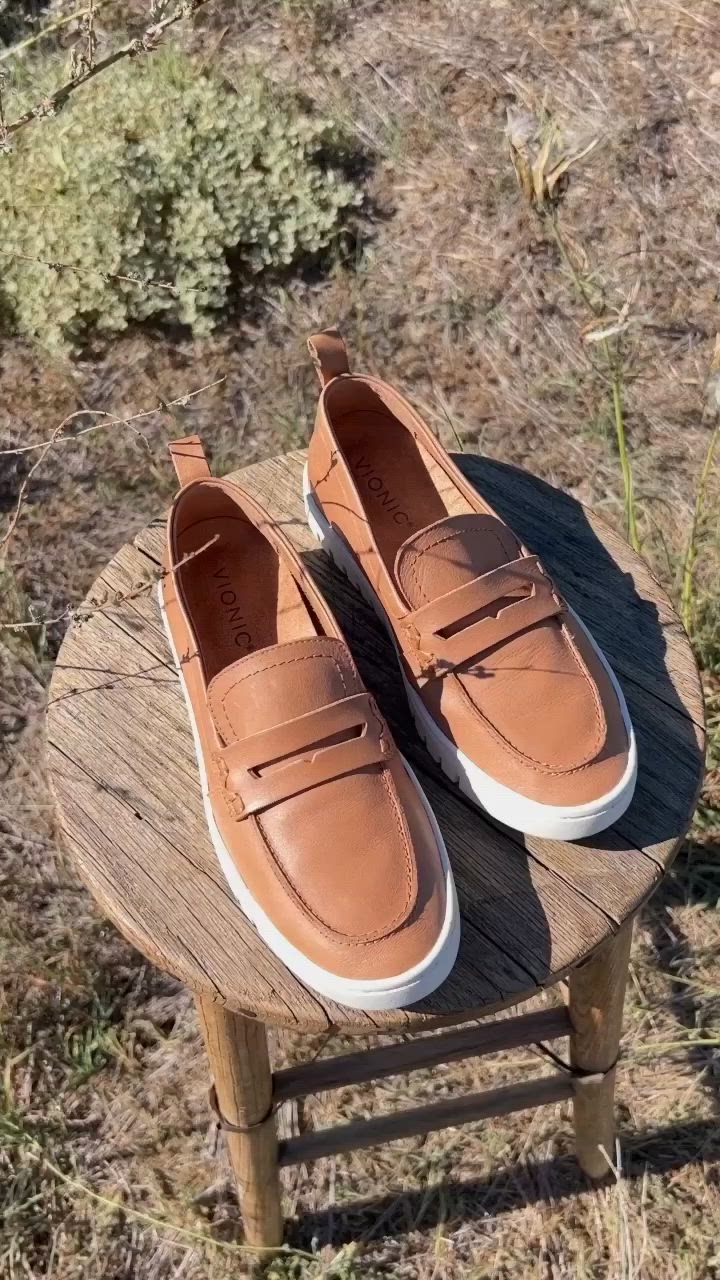 A perfectly packable loafer, smartly deconstructed to collapse flat. These go everywhere loafers feature a buttery soft unlined upper and a lightweight, flexible sole that's ready for serious exploration.