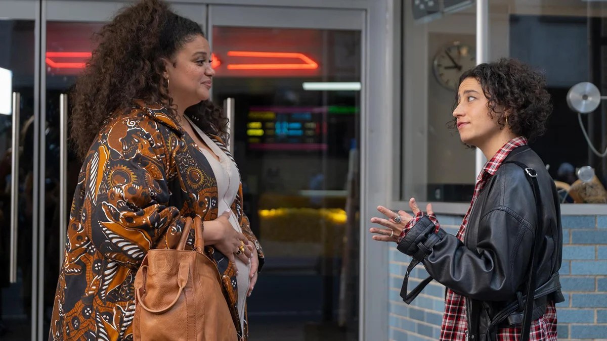 Ilana Glazer and Michelle Buteau in "Babes"