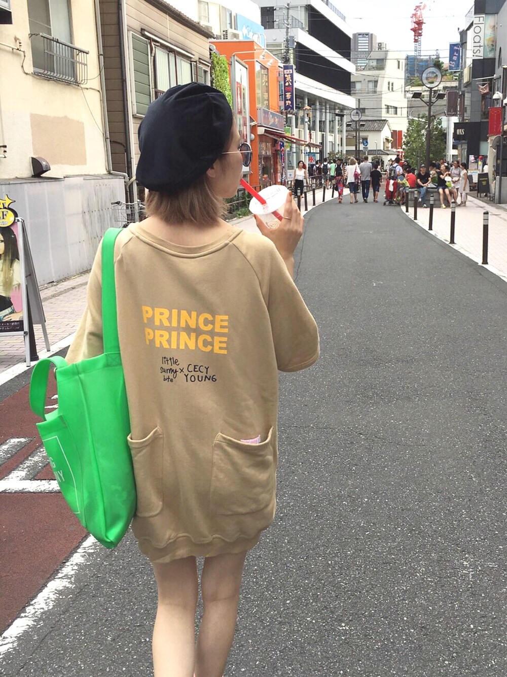 YUIZOHさんの「Little sunny bite×Cecy Young/リトルサニーバイト×セシーヤング/Sweat Tops（Little sunny bite）」を使ったコーディネートの1枚目の写真