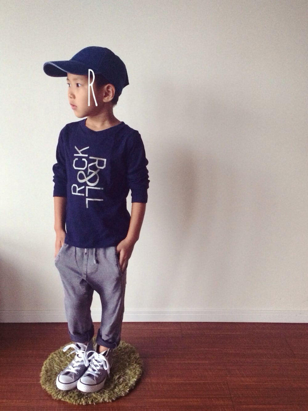 マディさんの（GAP）を使ったコーディネートの1枚目の写真