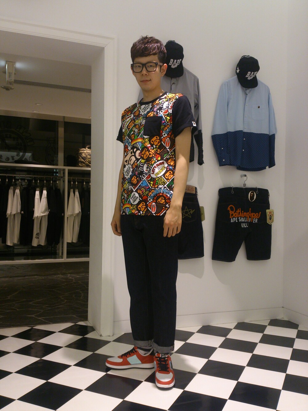 上遠野 広基さんの「MILO COMIC FLAME POCKET TEE（A BATHING APE）」を使ったコーディネートの1枚目の写真
